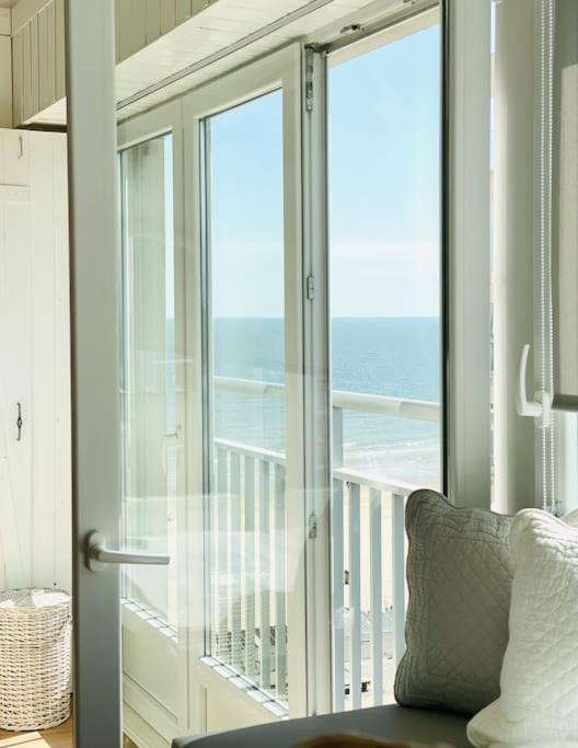 La Cabane O'Plage Ostend Exterior photo